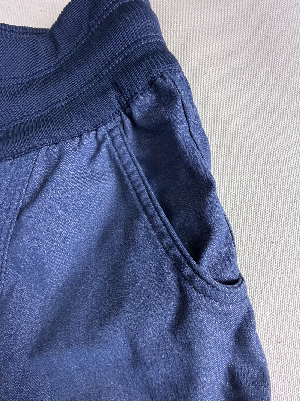 The North Face Women's Navy Athletic Drawstring Shorts - Picture 6 of 14